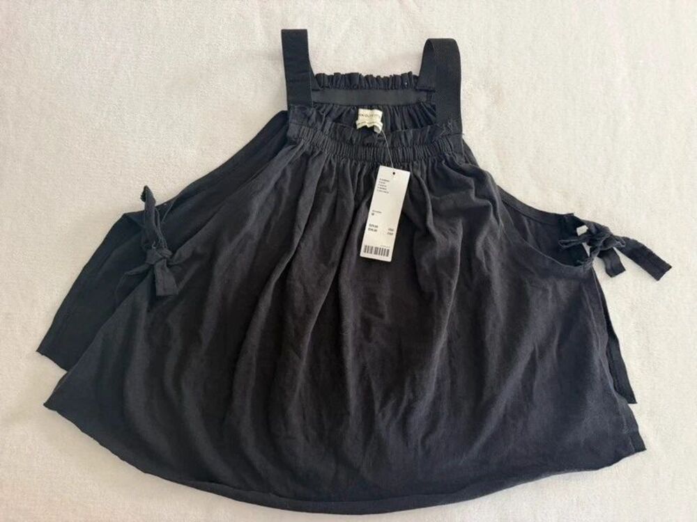 Urban Outfitters NWT Black Smocked Tank Top Size M